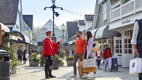 bicester village rolex|Altro.